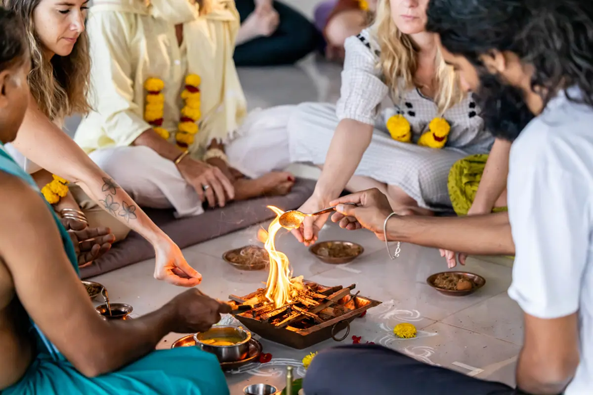 Ceremonie-fin-de-formation-yoga-bali