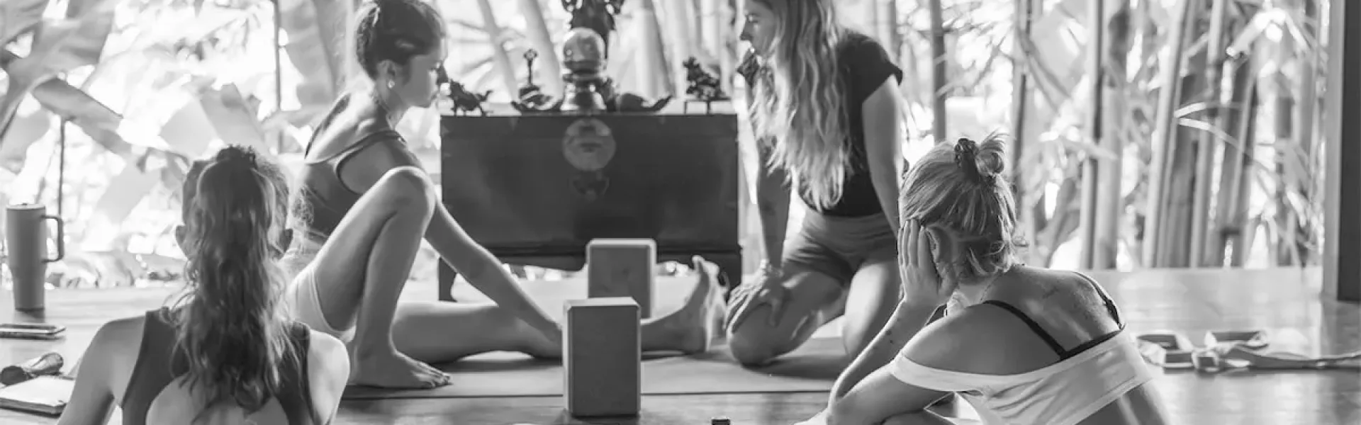 lien-yoga-hormones-et-bien-etre